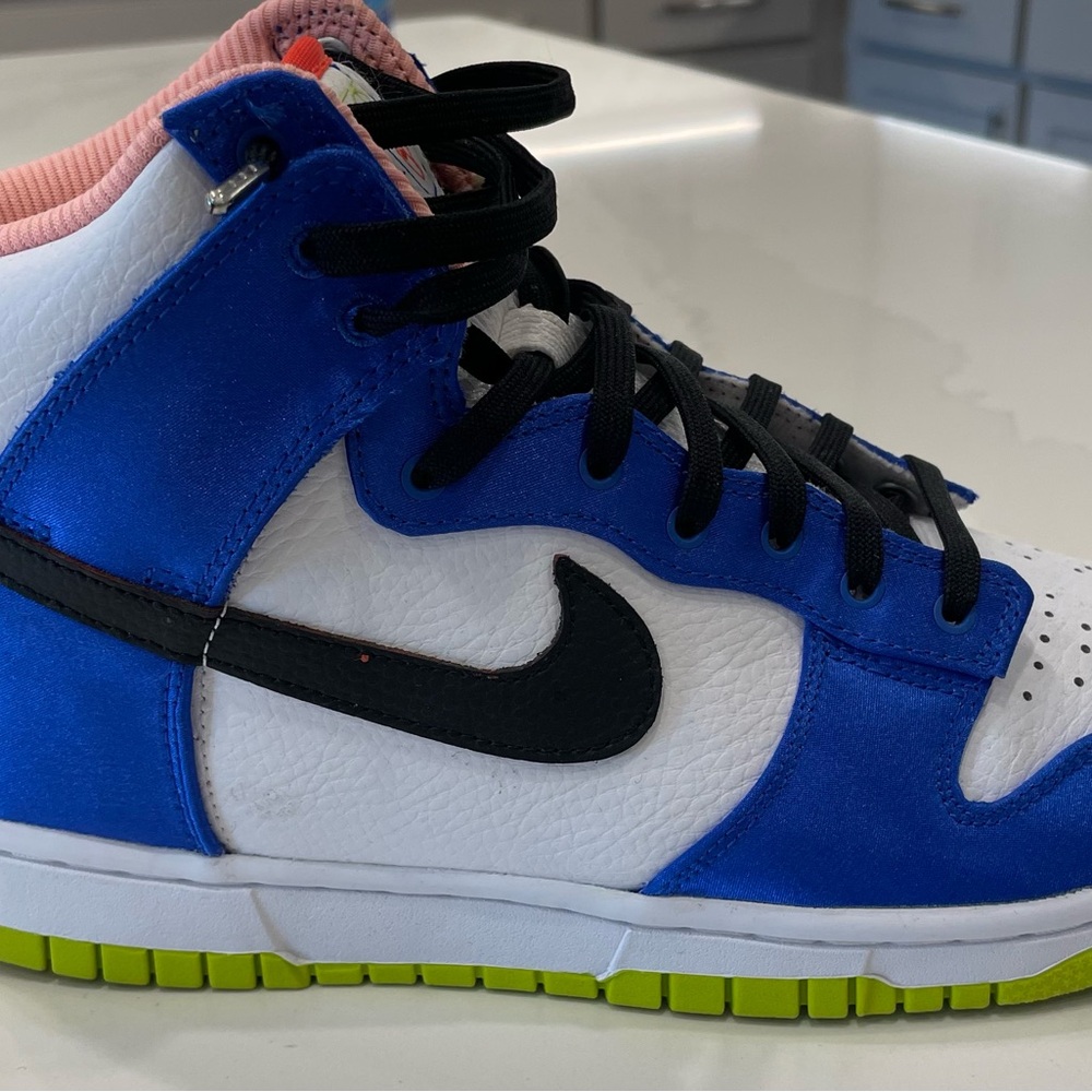 Nike Dunk High Blue Satin / White Women's Sneakers DV2185-100